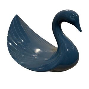 Blue Ceramic Swan Figurine Towel Wash Cloth Holder Bathroom Decor